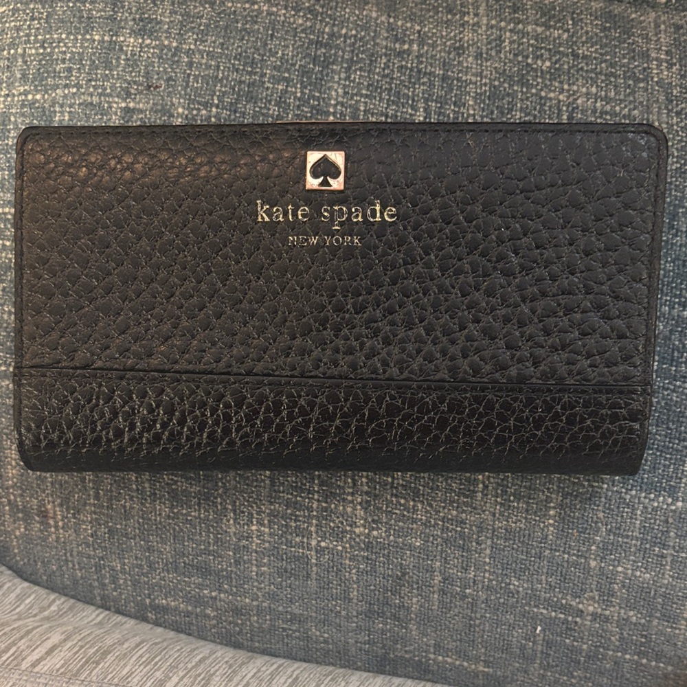 Kate Spade Black Textured Wallet